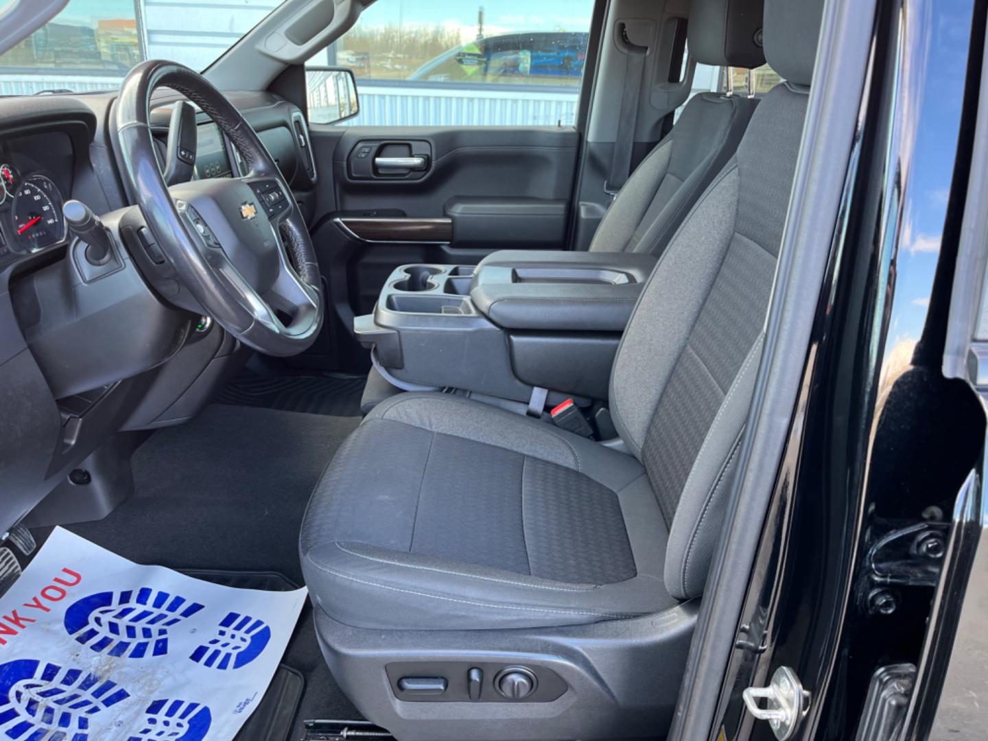 2021 BLACK /Black CHEVROLET SILVERADO 1500 LT (1GCUYDED2MZ) with an 5.3L engine, Automatic transmission, located at 1960 Industrial Drive, Wasilla, 99654, (907) 274-2277, 61.573475, -149.400146 - Photo#8